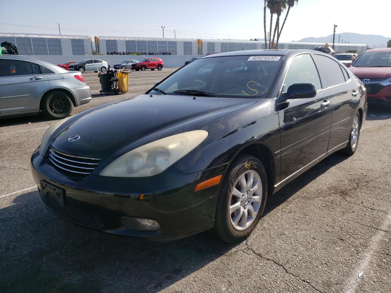 Photo 2 from auction – 2004 LEXUS ES 330 with VIN JTHBA30GX45007985