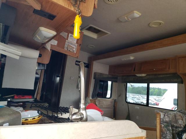 Photo 6 from auction – 2005 FORD MOTORHOME with VIN 1F6NF53S840A07818