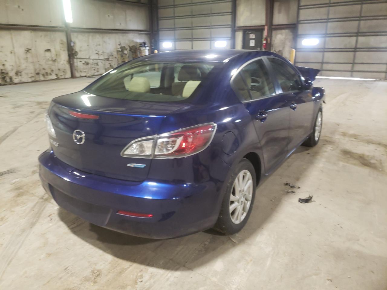 Photo 4 from auction – 2012 MAZDA 3 I with VIN JM1BL1V70C1544749