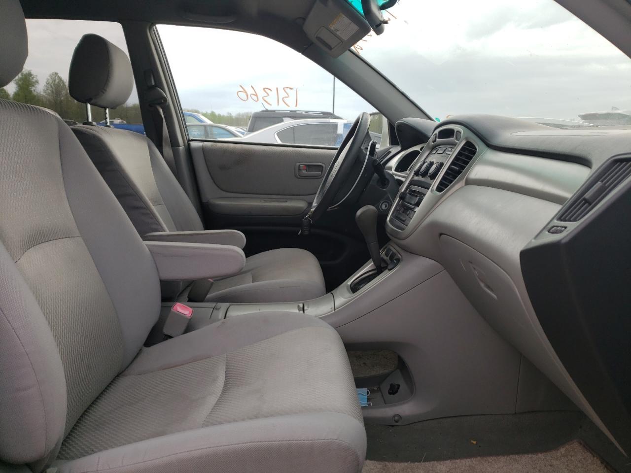 Photo 5 from auction – 2004 TOYOTA HIGHLANDER with VIN JTEHD21A540029814