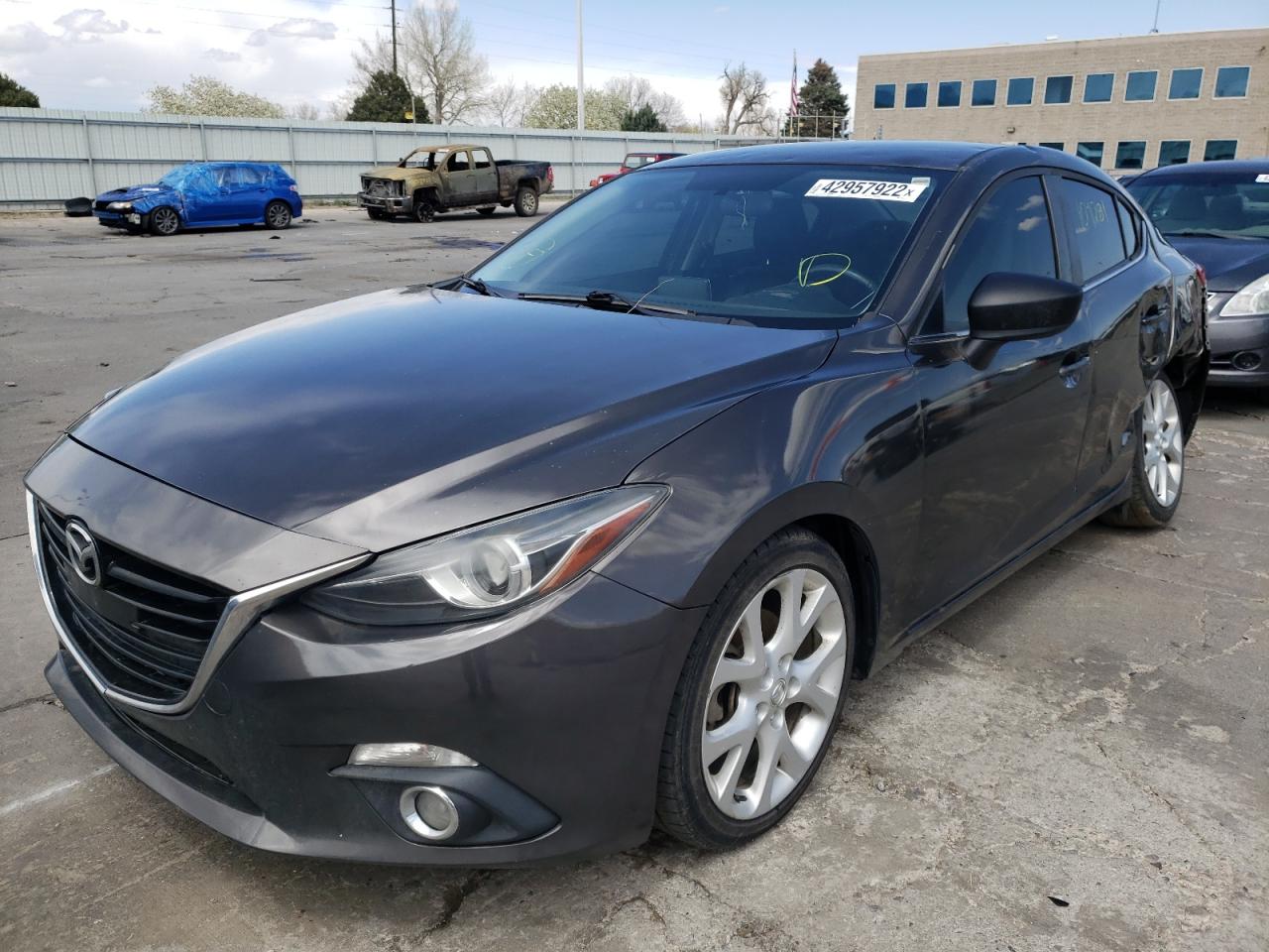 Photo 2 from auction – 2014 MAZDA 3 TOURING with VIN JM1BM1V31E1108649