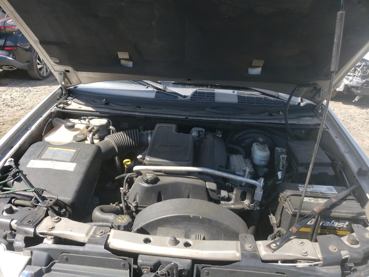 Photo 7 from auction – 2005 GMC ENVOY XL with VIN 1GKET16S056138514