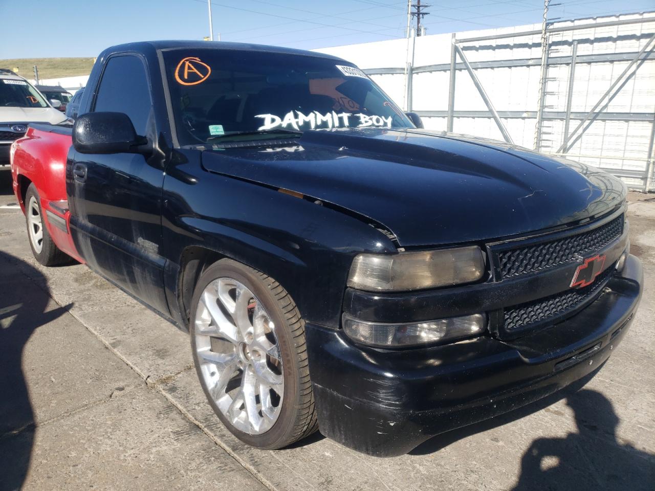 CHEVROLET SILVERADO 2002 with VIN 1GCEK14T52Z330645 - Photo from auction