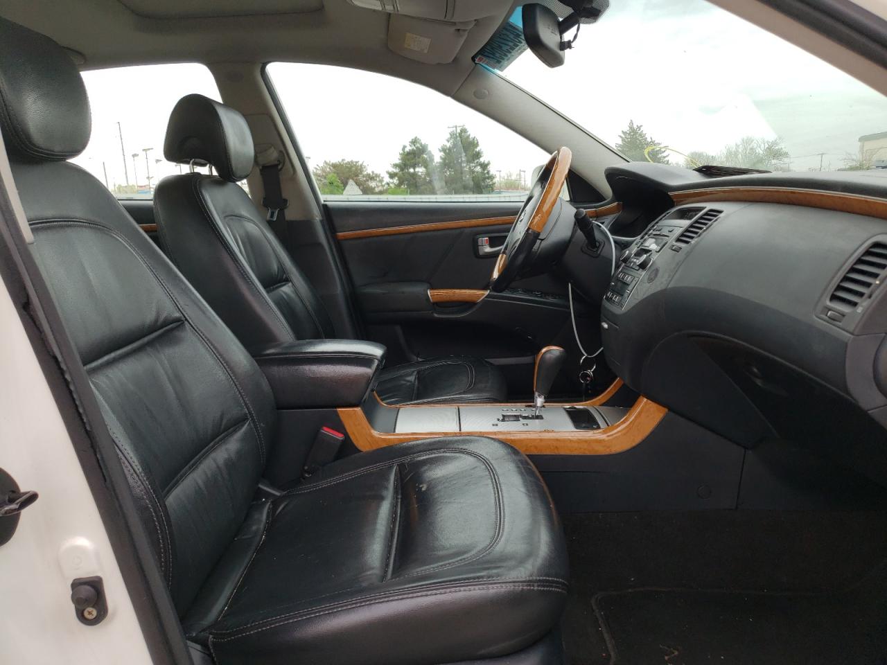 Photo 5 from auction – 2007 HYUNDAI AZERA SE with VIN KMHFC46F37A140936