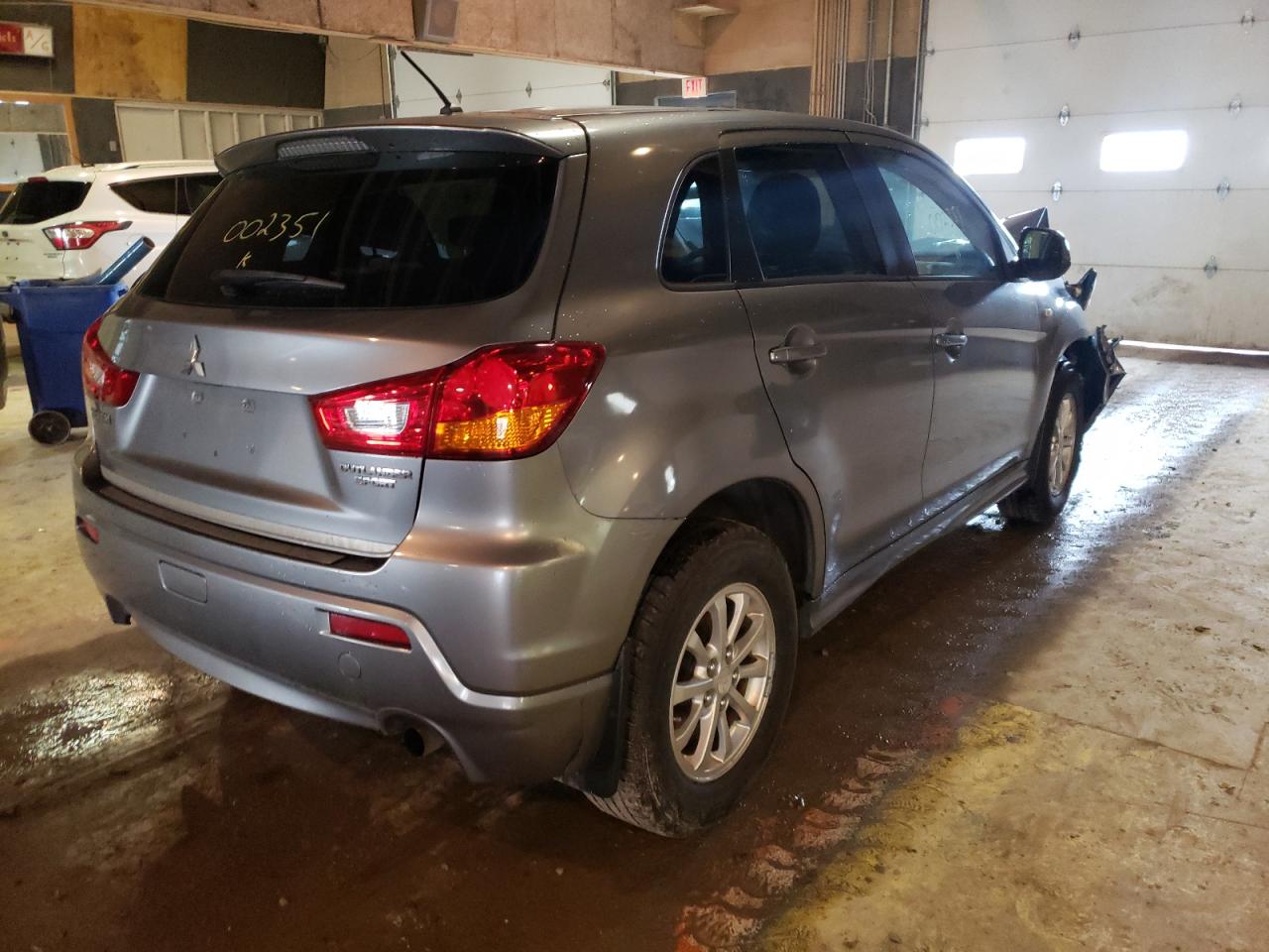 Photo 4 from auction – 2011 MITSUBISHI OUTLANDER with VIN JA4AP3AUXBZ002351