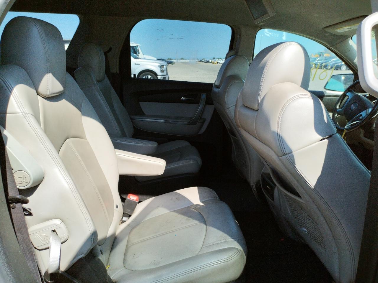 Photo 6 from auction – 2007 GMC ACADIA SLT with VIN 1GKER23767J101990