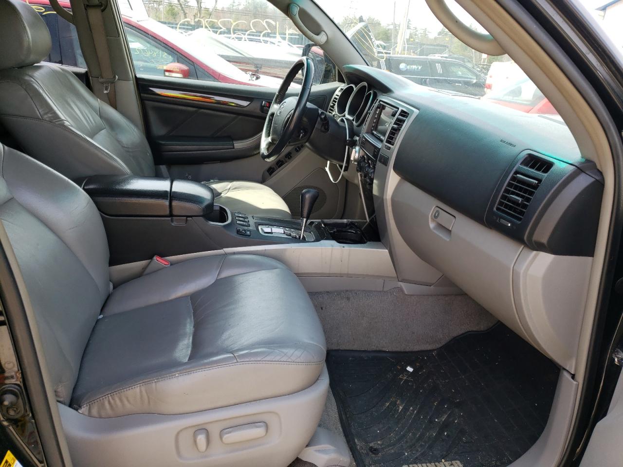 Photo 5 from auction – 2006 TOYOTA 4RUNNER LI with VIN JTEBT17R568034600