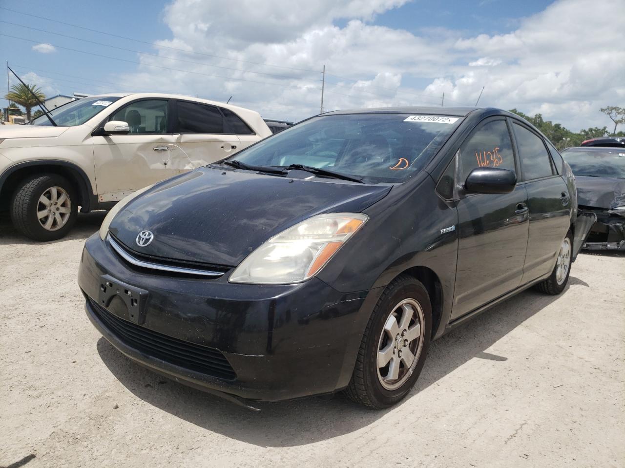 Photo 2 from auction – 2007 TOYOTA PRIUS with VIN JTDKB20U877689725