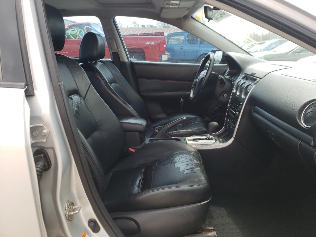 Photo 5 from auction – 2008 MAZDA 6 I with VIN 1YVHP80C385M41136