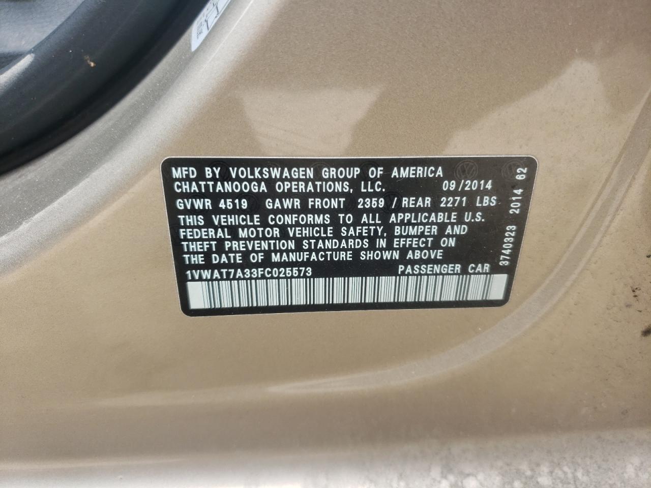 Photo 10 from auction – 2015 VOLKSWAGEN PASSAT S with VIN 1VWAT7A33FC025573