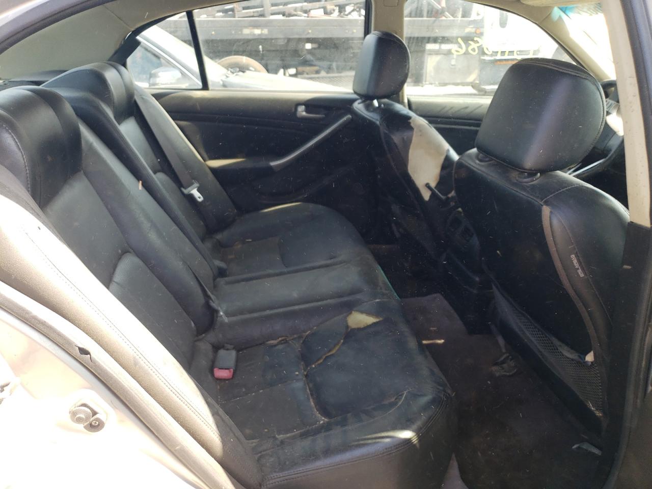 Photo 6 from auction – 2004 INFINITI G35 with VIN JNKCV51E34M102413