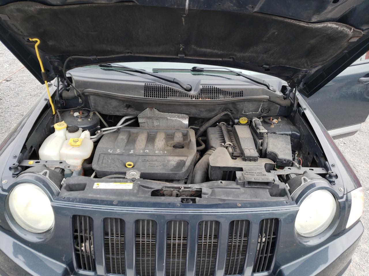 Photo 7 from auction – 2008 JEEP COMPASS LI with VIN 1J8FF57W18D708562