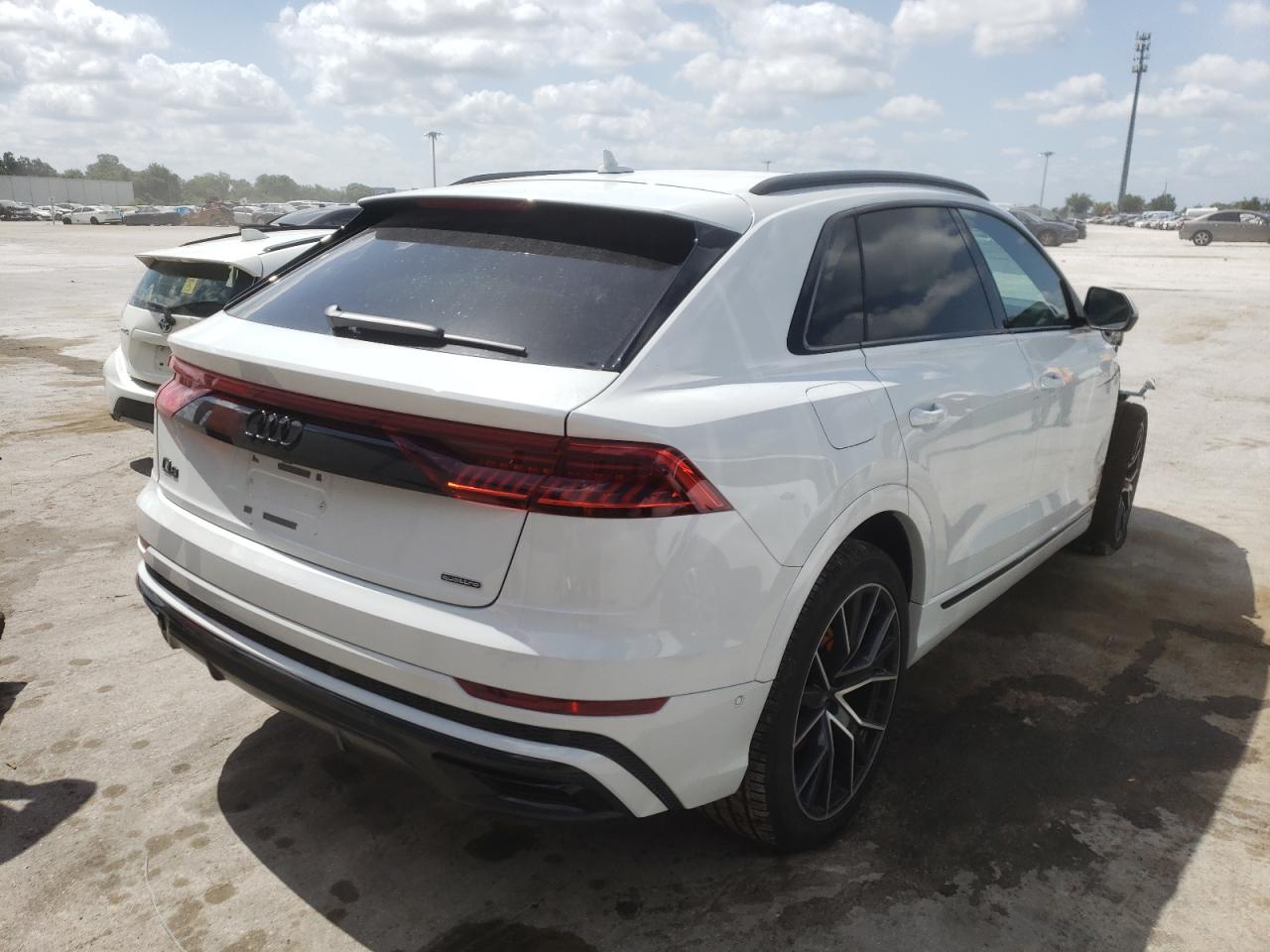 Photo 4 from auction – 2022 AUDI Q8 with VIN WA1EVBF13ND008008