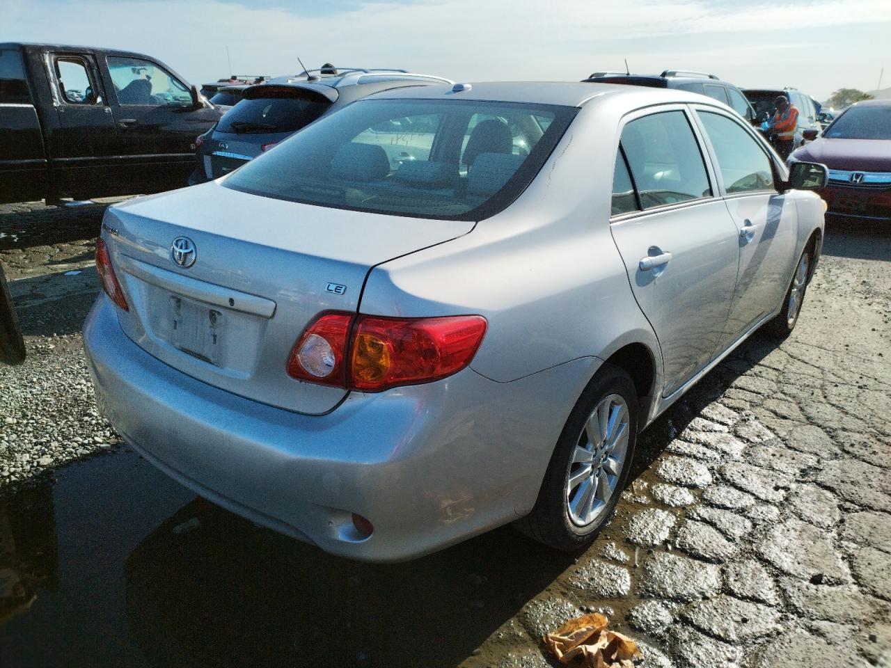 Photo 4 from auction – 2009 TOYOTA COROLLA BA with VIN 2T1BU40E39C027454