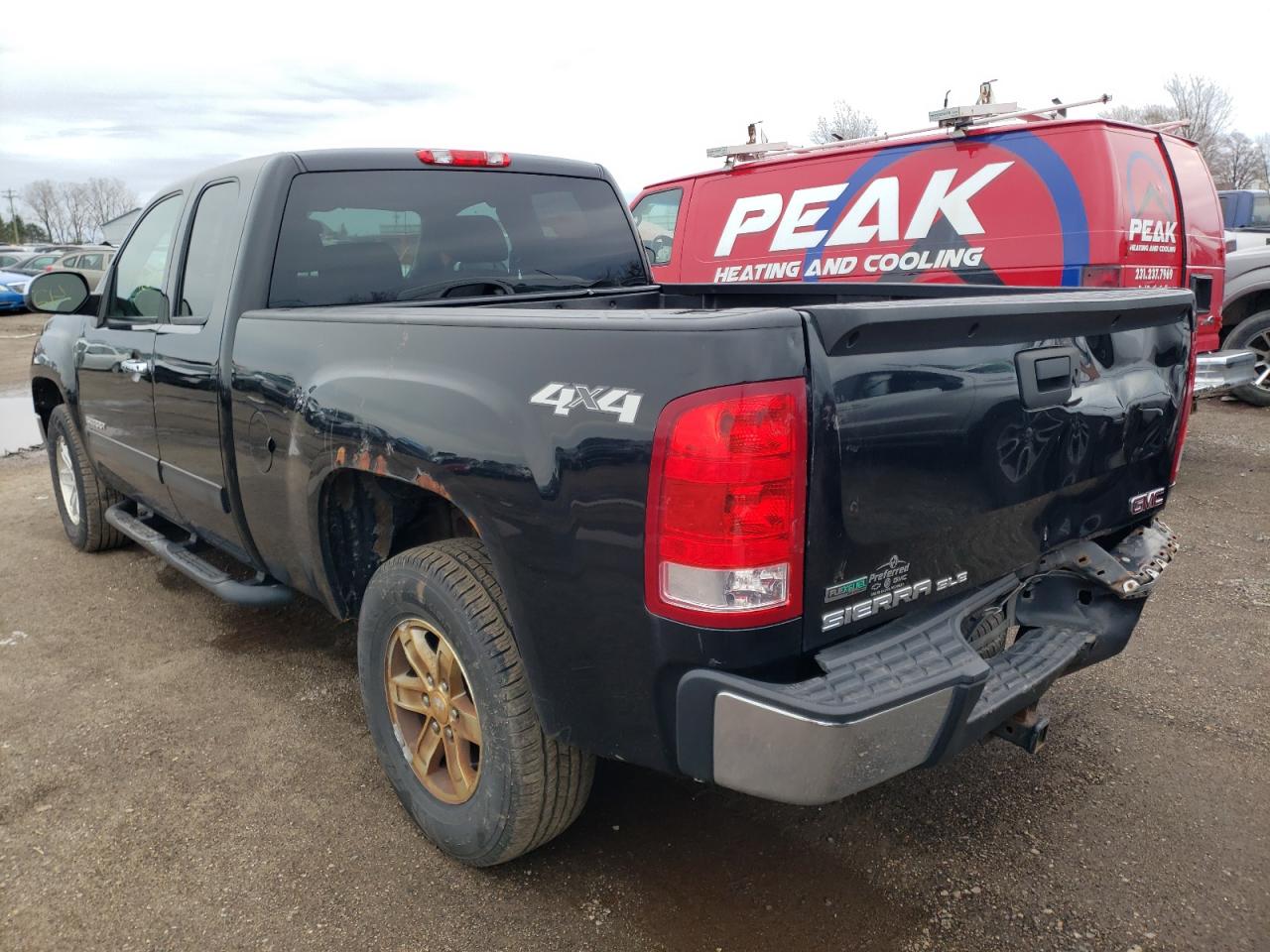 Photo 3 from auction – 2012 GMC SIERRA K15 with VIN 1GTR2VE78CZ150698