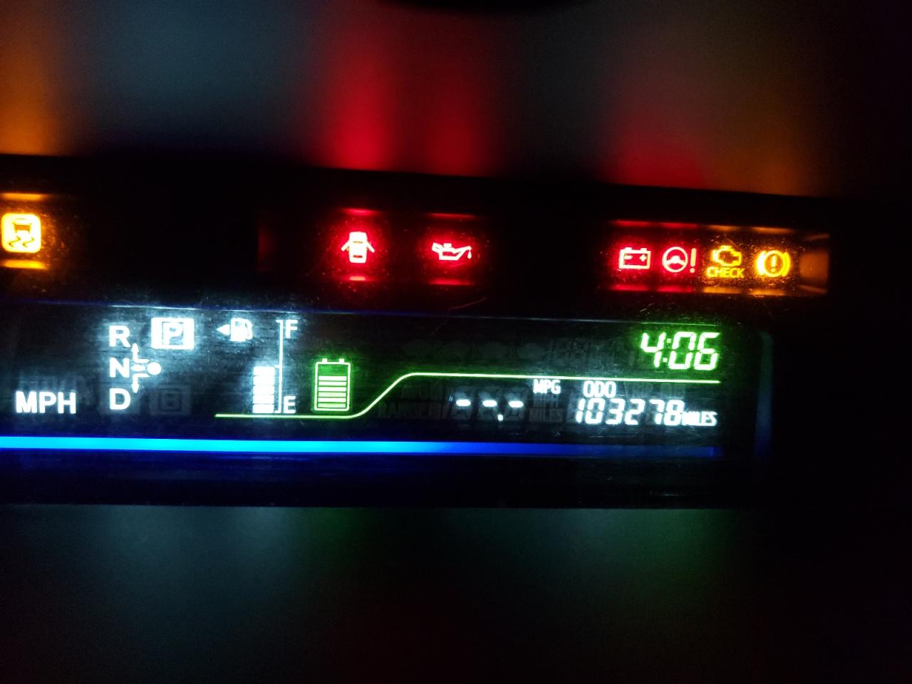 Photo 8 from auction – 2014 TOYOTA PRIUS V with VIN JTDZN3EU2E3319122
