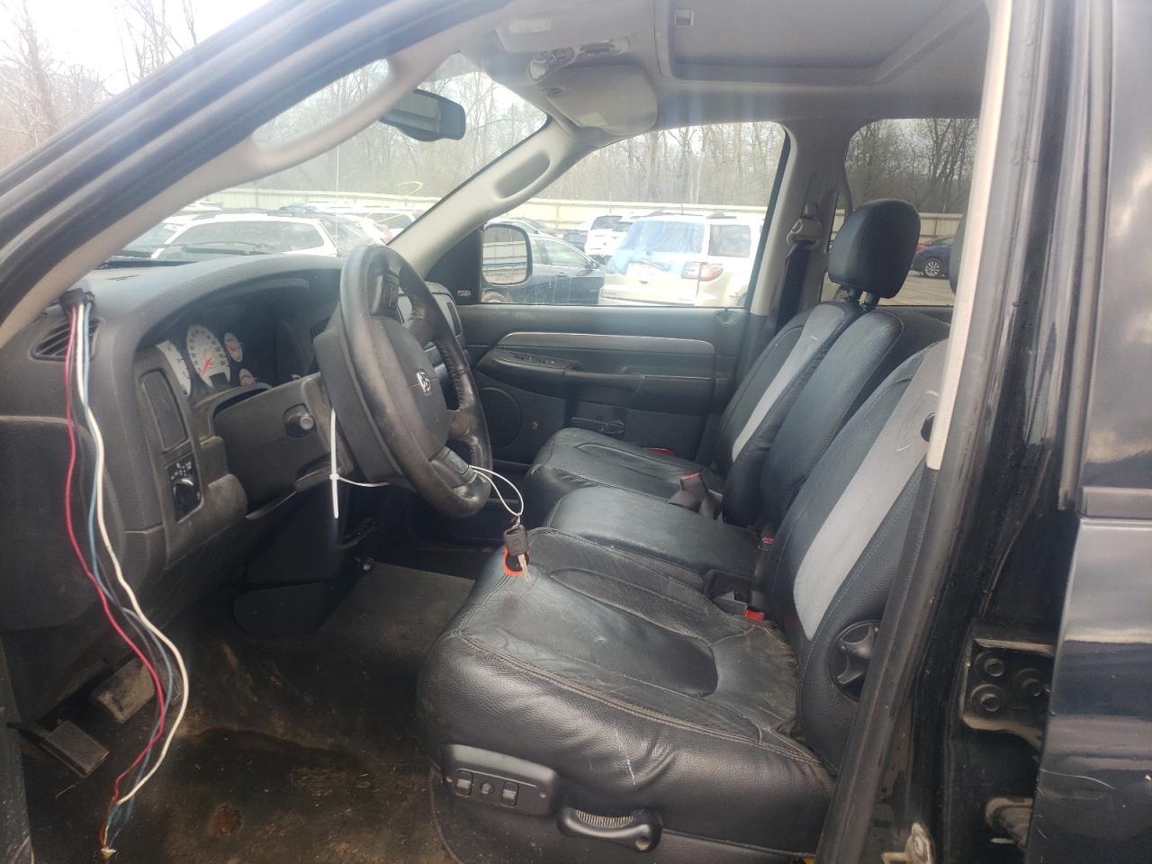 Photo 5 from auction – 2005 DODGE RAM 1500 S with VIN 1D7HU18D25S214008