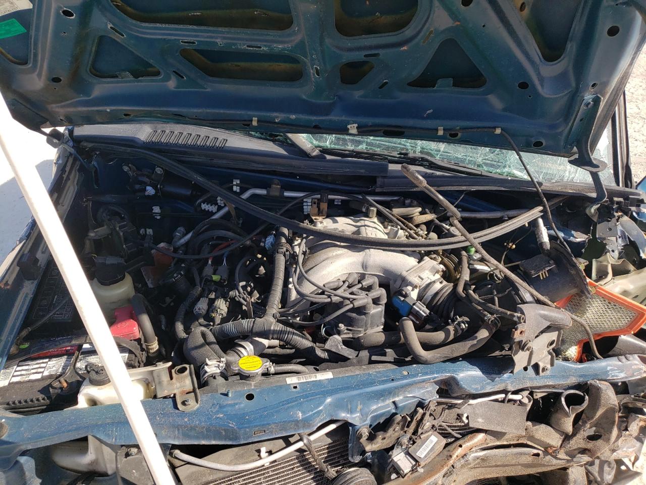 Photo 7 from auction – 2003 NISSAN FRONTIER C with VIN 1N6ED29X43C466925