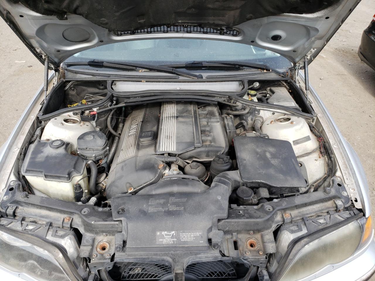 Photo 7 from auction – 2005 BMW 330 XI with VIN WBAEW53475PN37539