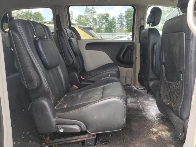 Photo 6 from auction – 2014 CHRYSLER TOWN & COU with VIN 2C4RC1BG8ER211877