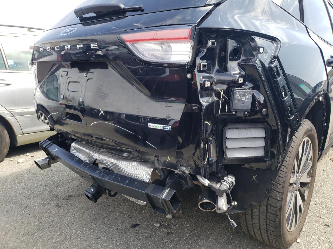 Photo 9 from auction – 2020 FORD ESCAPE SEL with VIN 1FMCU9H92LUA18937