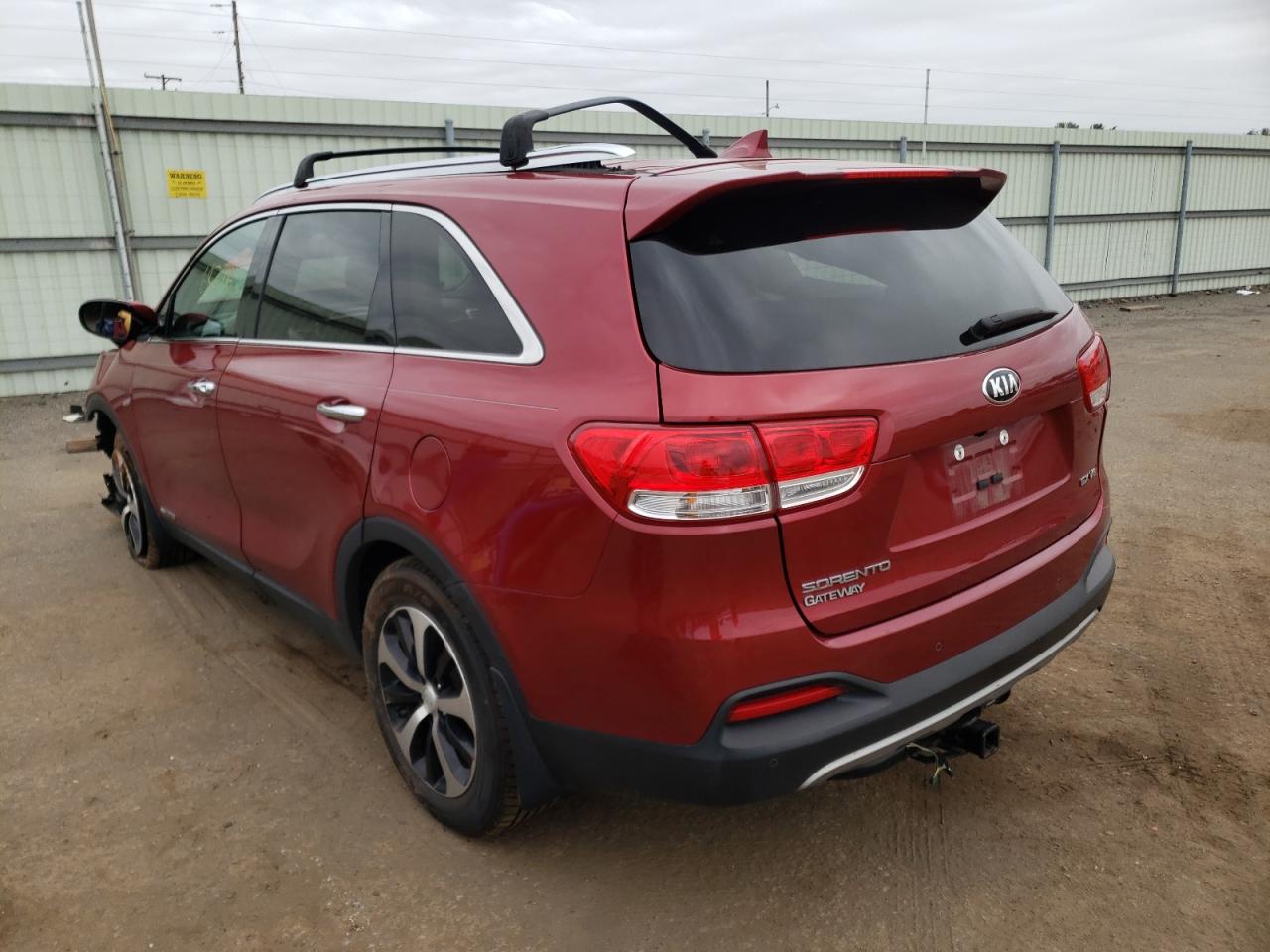 Photo 3 from auction – 2018 KIA SORENTO EX with VIN 5XYPHDA51JG357126
