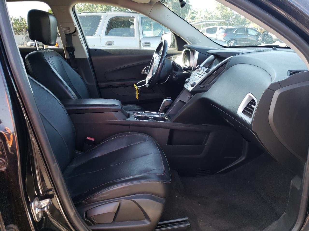 Photo 5 from auction – 2011 CHEVROLET EQUINOX LT with VIN 2CNALPEC0B6398422