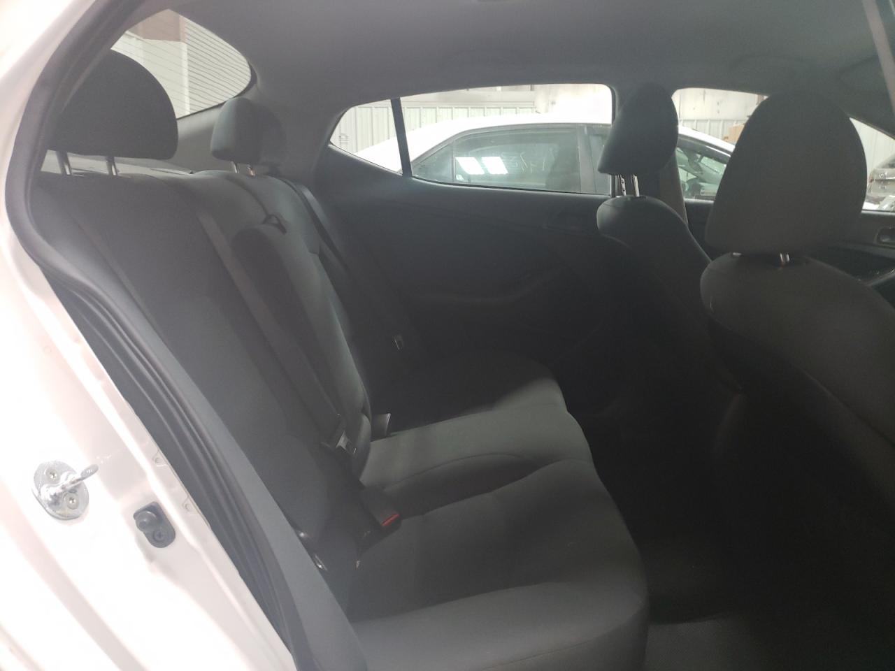 Photo 6 from auction – 2015 KIA OPTIMA LX with VIN 5XXGM4A73FG388998