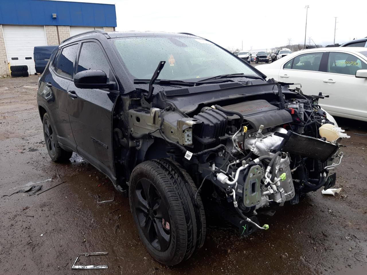 JEEP COMPASS LA 2019 with VIN 3C4NJDBB4KT740813 - Photo from auction