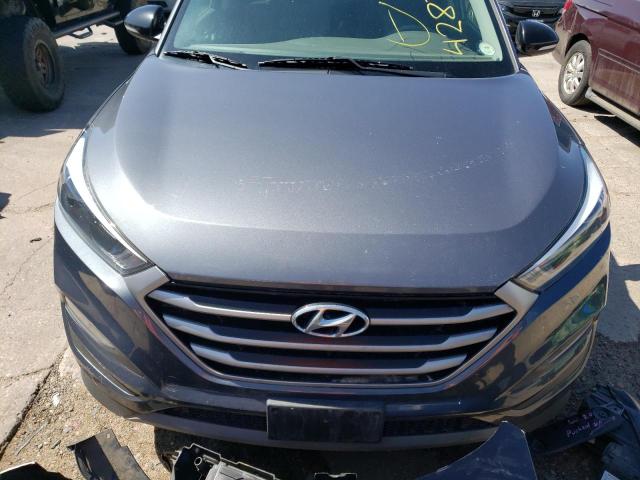 Photo 9 from auction – 2017 HYUNDAI TUCSON LIM with VIN KM8J3CA24HU471341