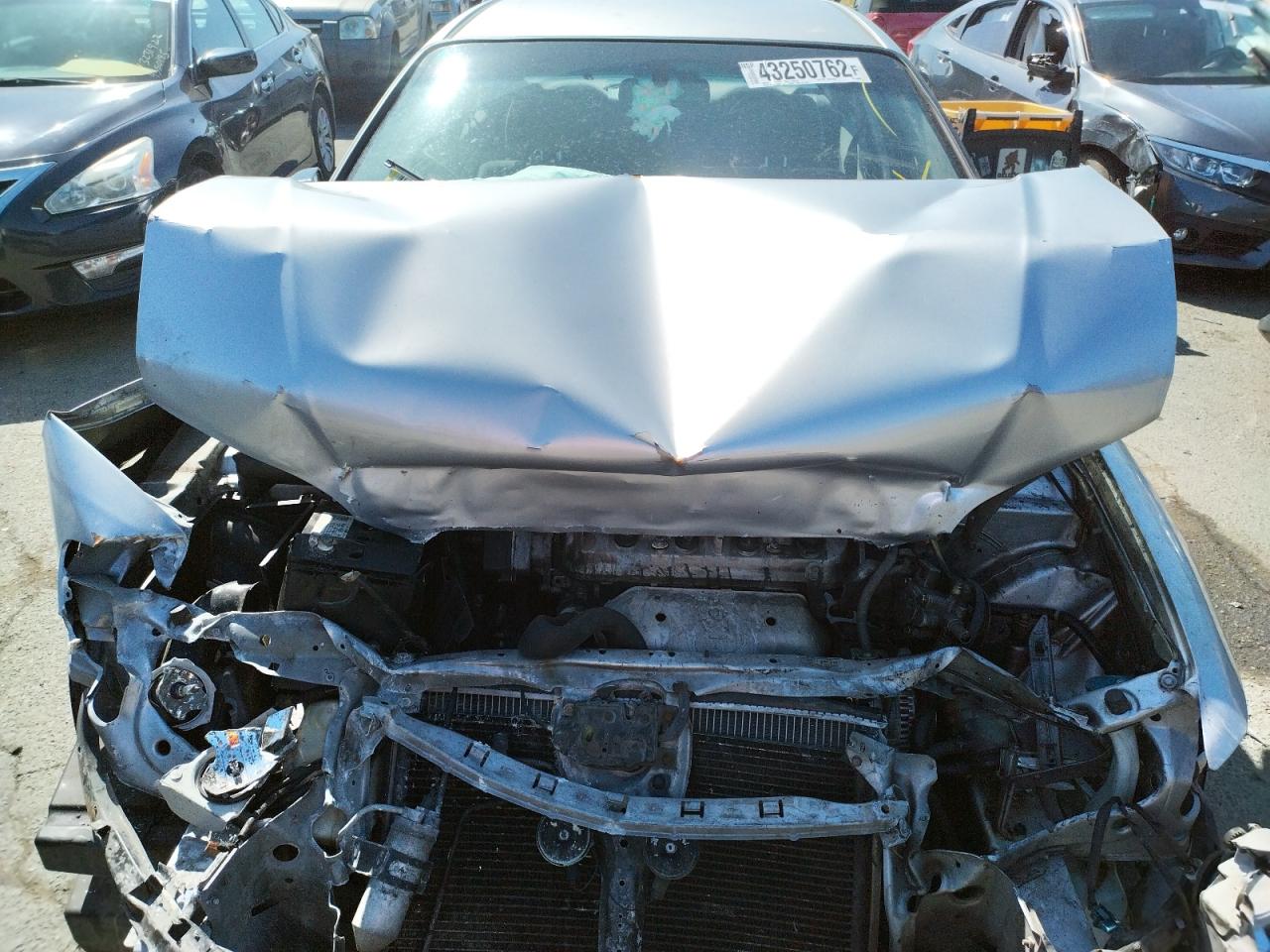 Photo 7 from auction – 2000 HONDA ACCORD DX with VIN JHMCF8642YC000059