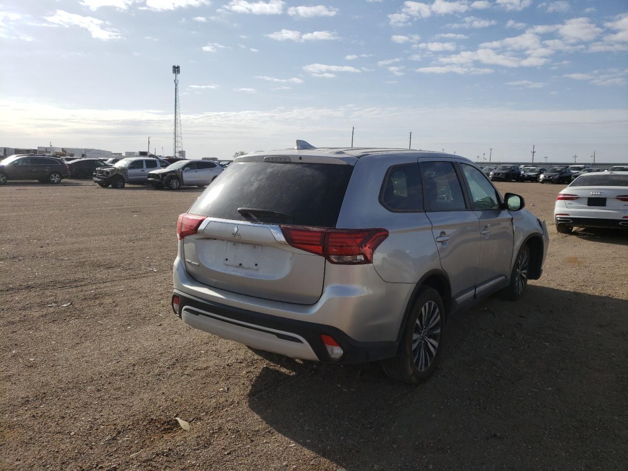 Photo 4 from auction – 2020 MITSUBISHI OUTLANDER with VIN JA4AD2A31LJ001812