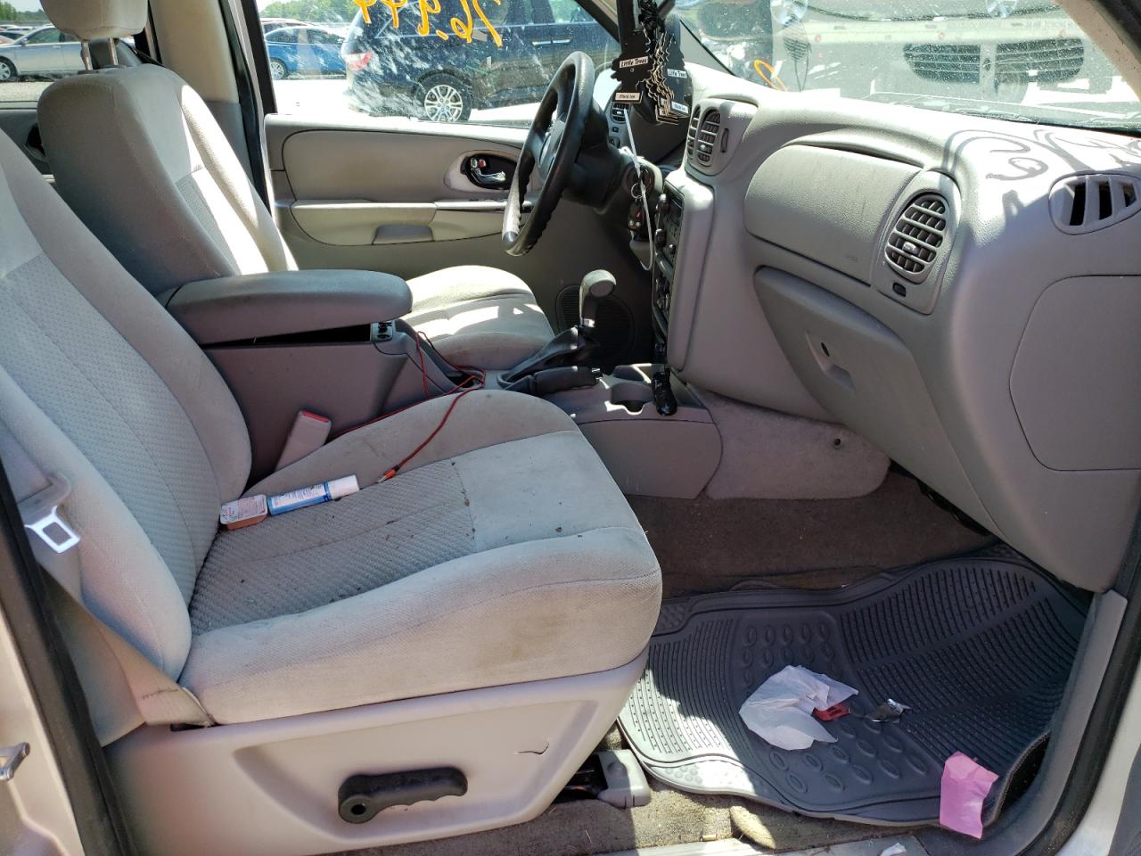 Photo 5 from auction – 2007 CHEVROLET TRAILBLAZE with VIN 1GNDS13S272220695