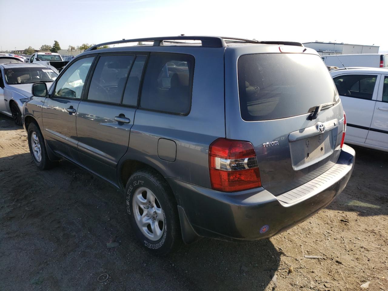 Photo 3 from auction – 2006 TOYOTA HIGHLANDER with VIN JTEGD21A360143910