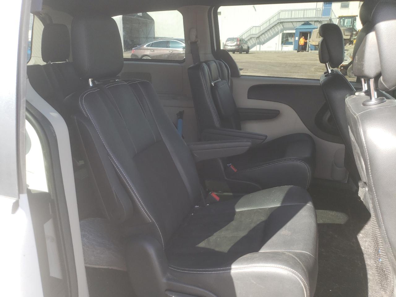 Photo 6 from auction – 2019 DODGE GRAND CARA with VIN 2C4RDGBG5KR762862