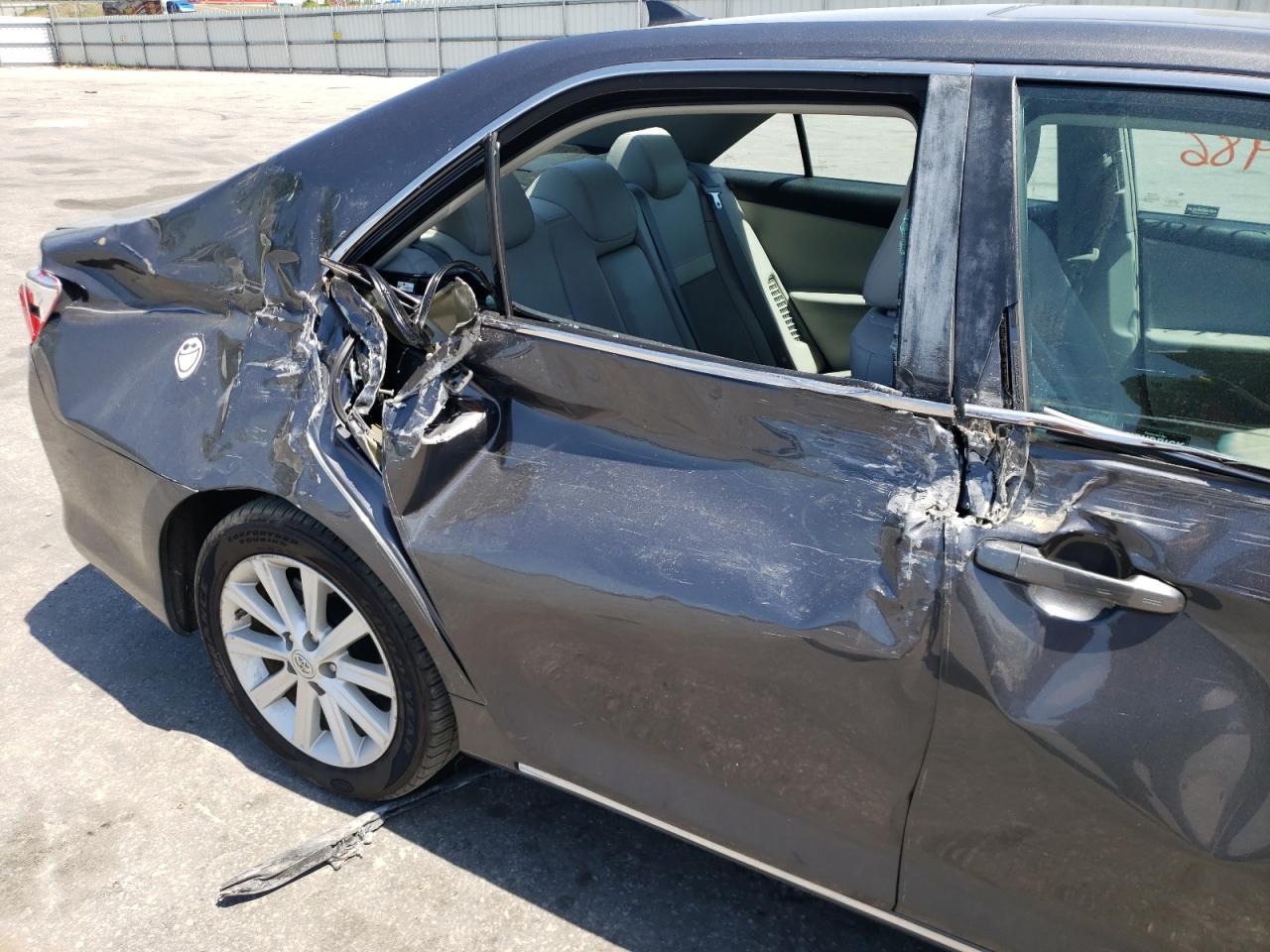 Photo 9 from auction – 2012 TOYOTA CAMRY HYBR with VIN 4T1BD1FKXCU013813