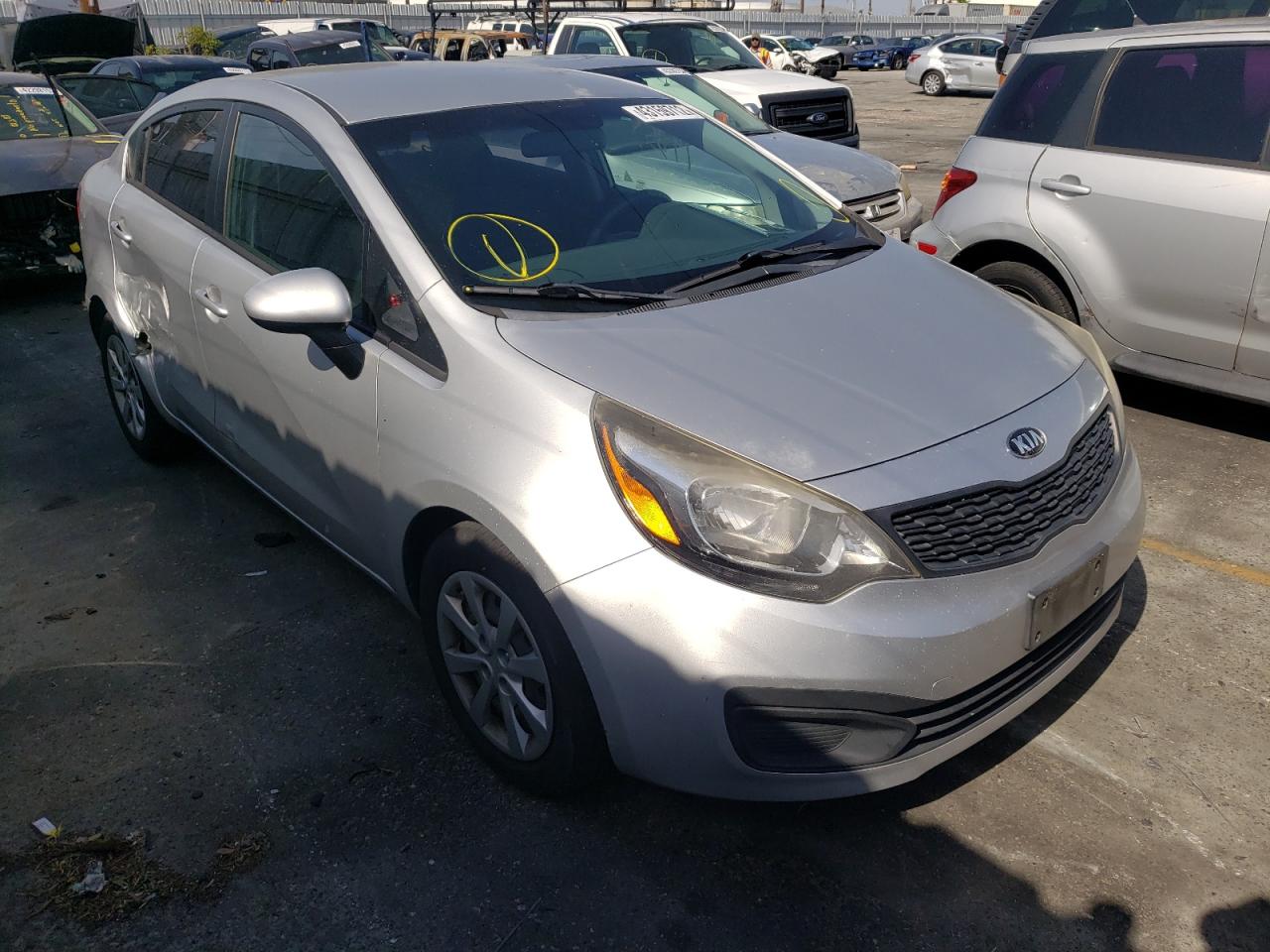 KIA RIO LX 2014 with VIN KNADM4A33E6363870 - Photo from auction