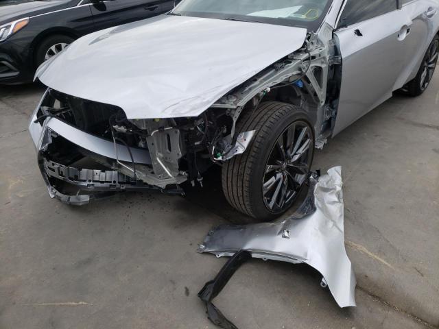 Photo 9 from auction – 2022 LEXUS IS with VIN JTHGZ1B20N5049409