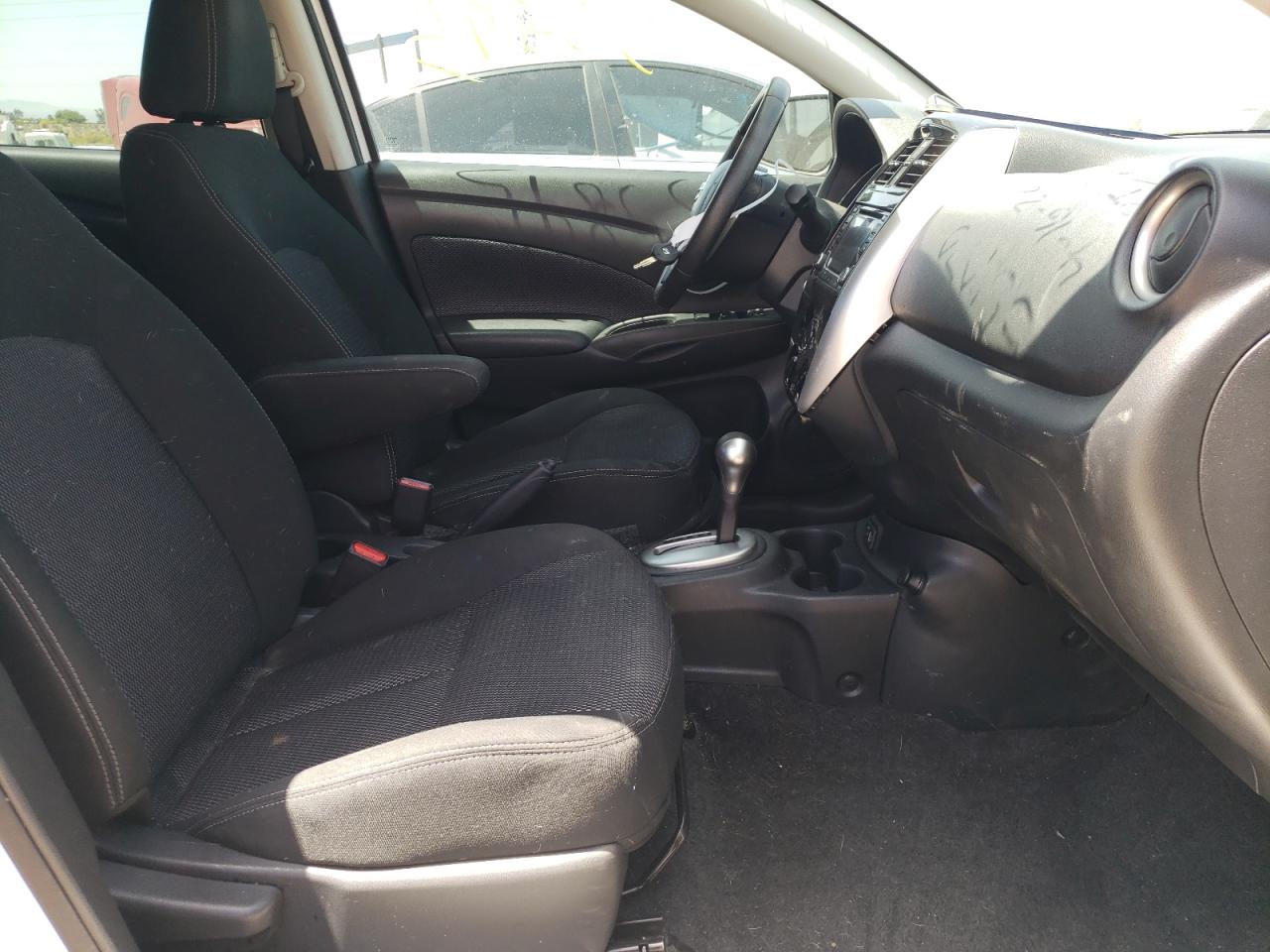 Photo 5 from auction – 2017 NISSAN VERSA S with VIN 3N1CN7AP4HL907760