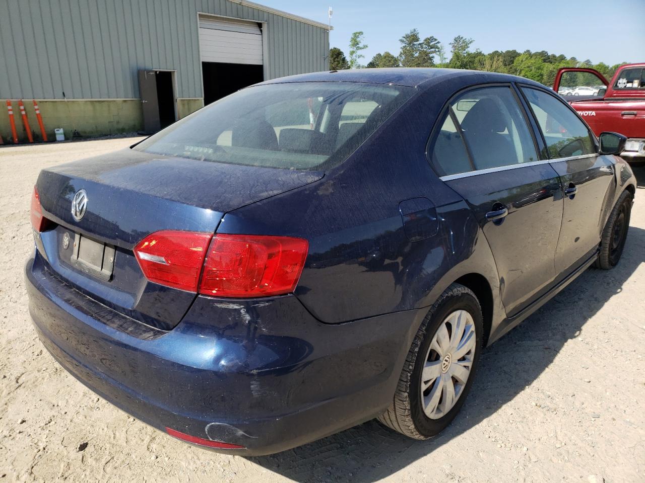 Photo 4 from auction – 2014 VOLKSWAGEN JETTA BASE with VIN 3VW2K7AJXEM393218
