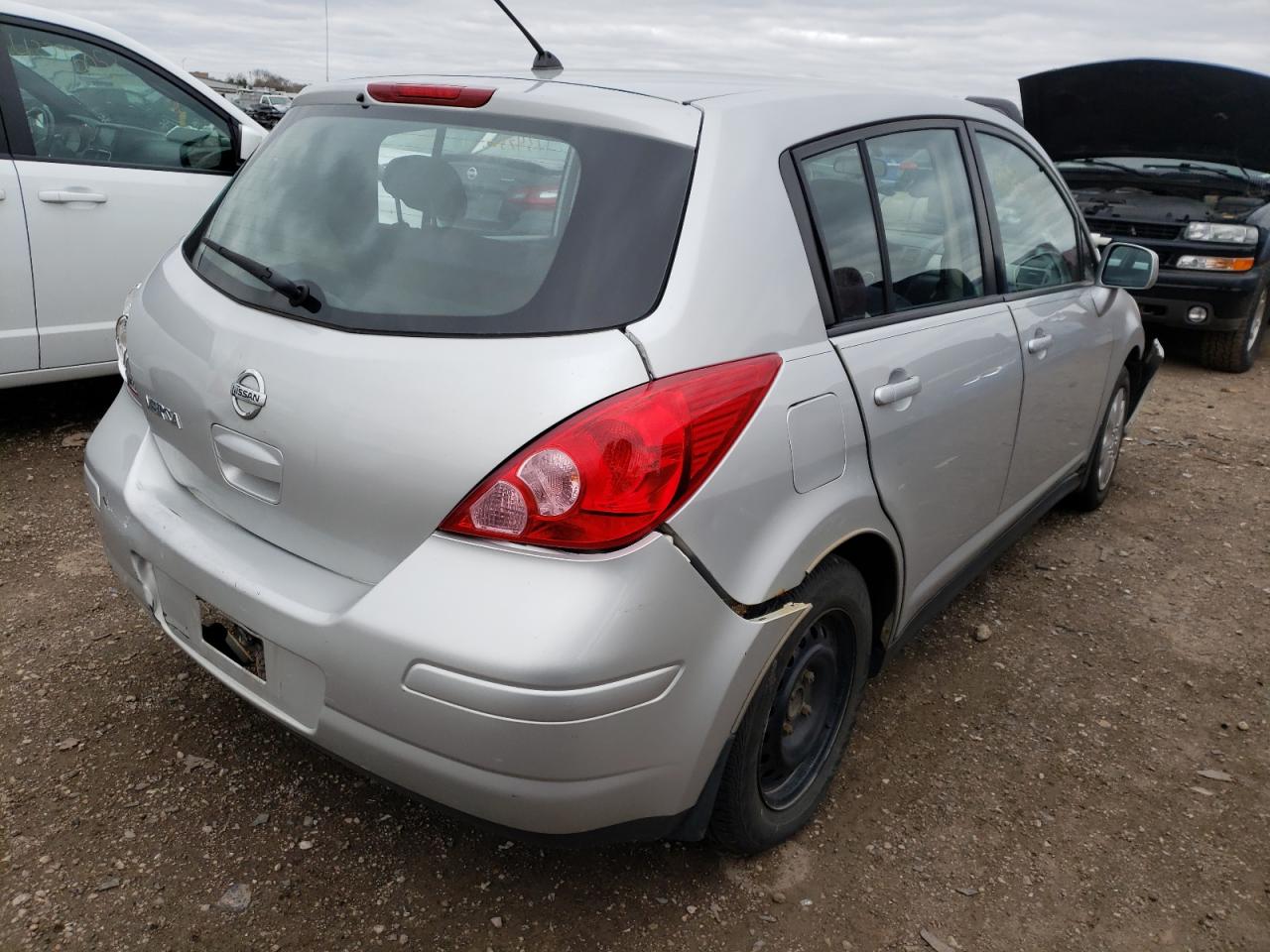 Foto 4 de la subasta – 2007 NISSAN VERSA S con VIN 3N1BC13E37L384191