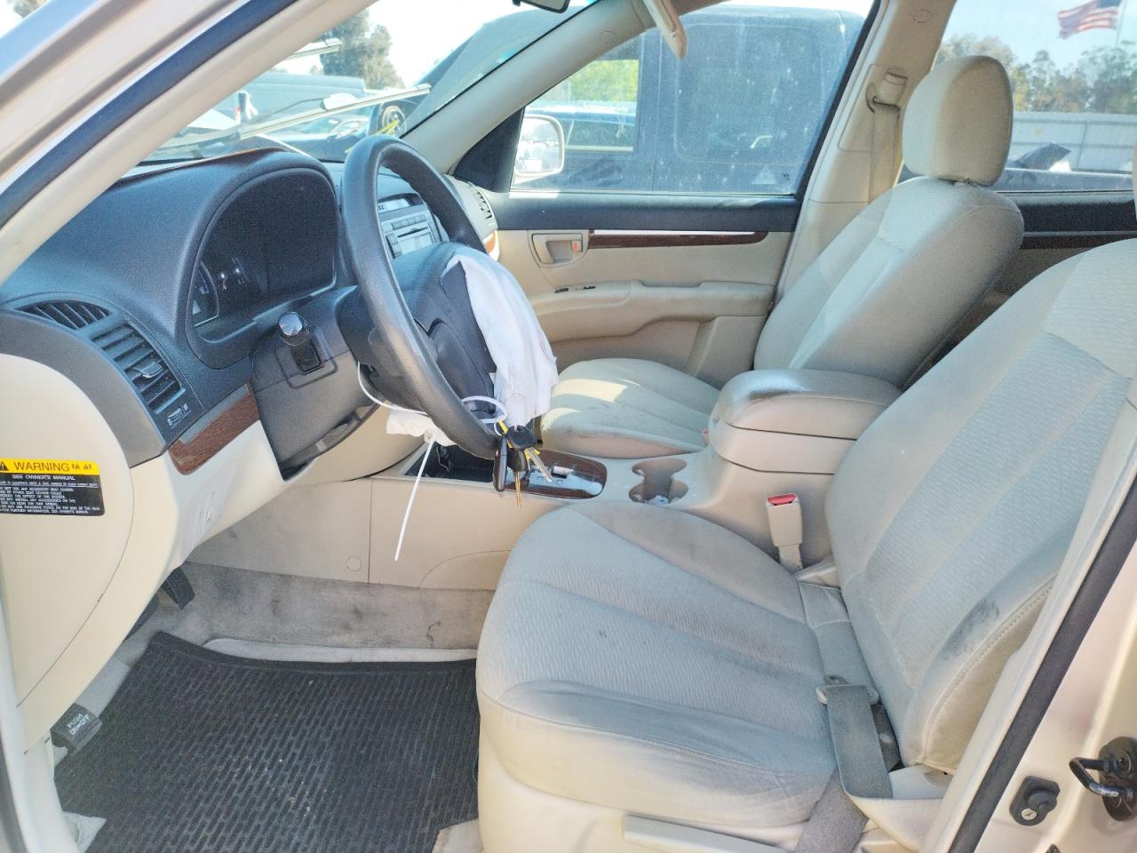 Photo 5 from auction – 2007 HYUNDAI SANTA FE G with VIN 5NMSG13D57H013989