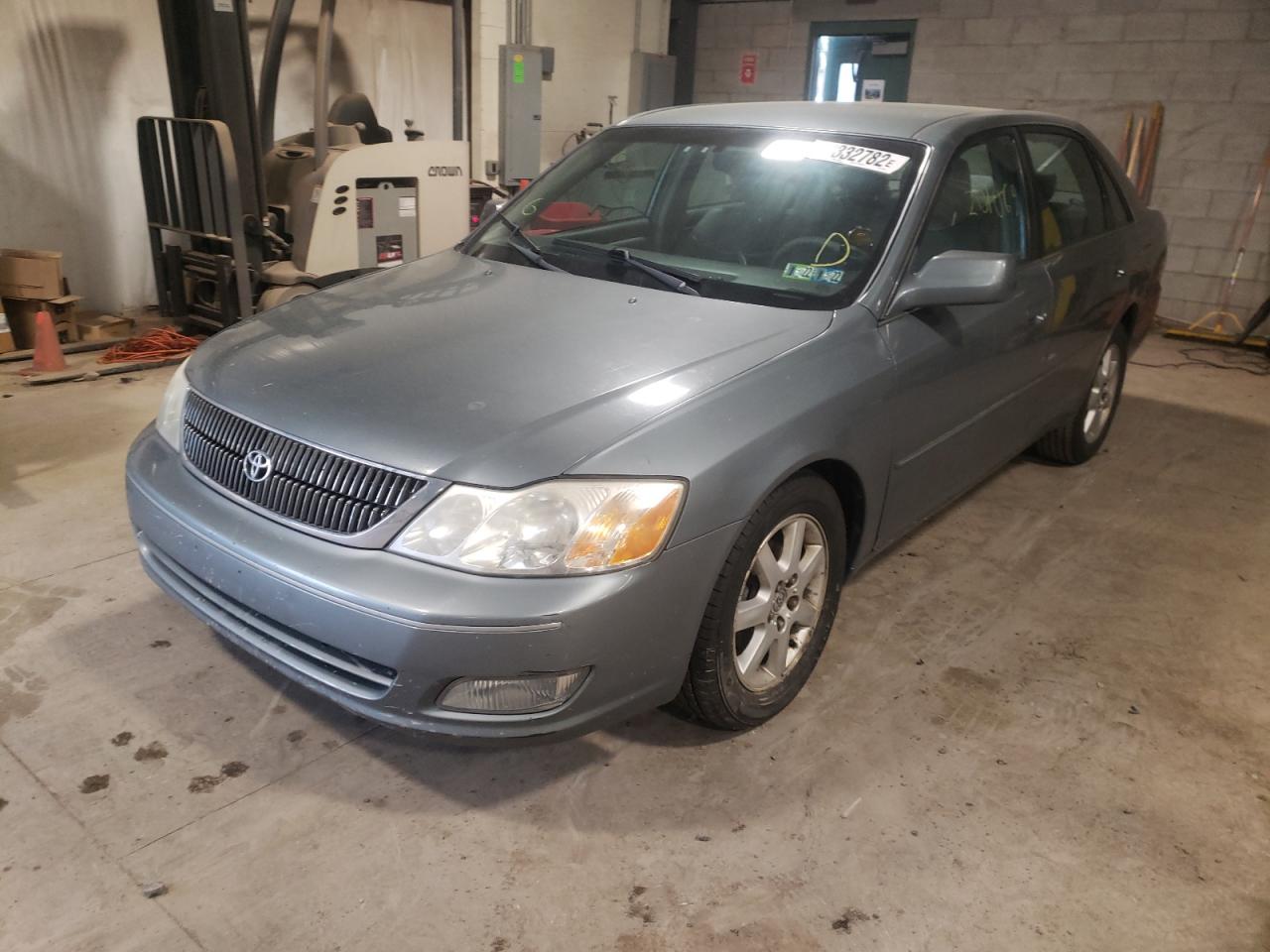 Photo 2 from auction – 2001 TOYOTA AVALON XL with VIN 4T1BF28B51U167095
