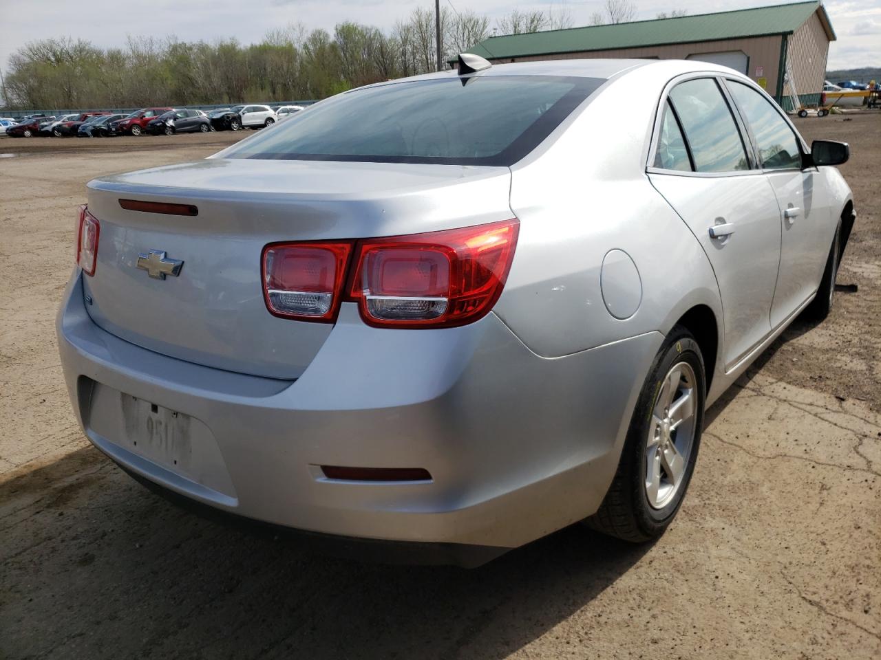Photo 4 from auction – 2015 CHEVROLET MALIBU LS with VIN 1G11B5SL4FF256370