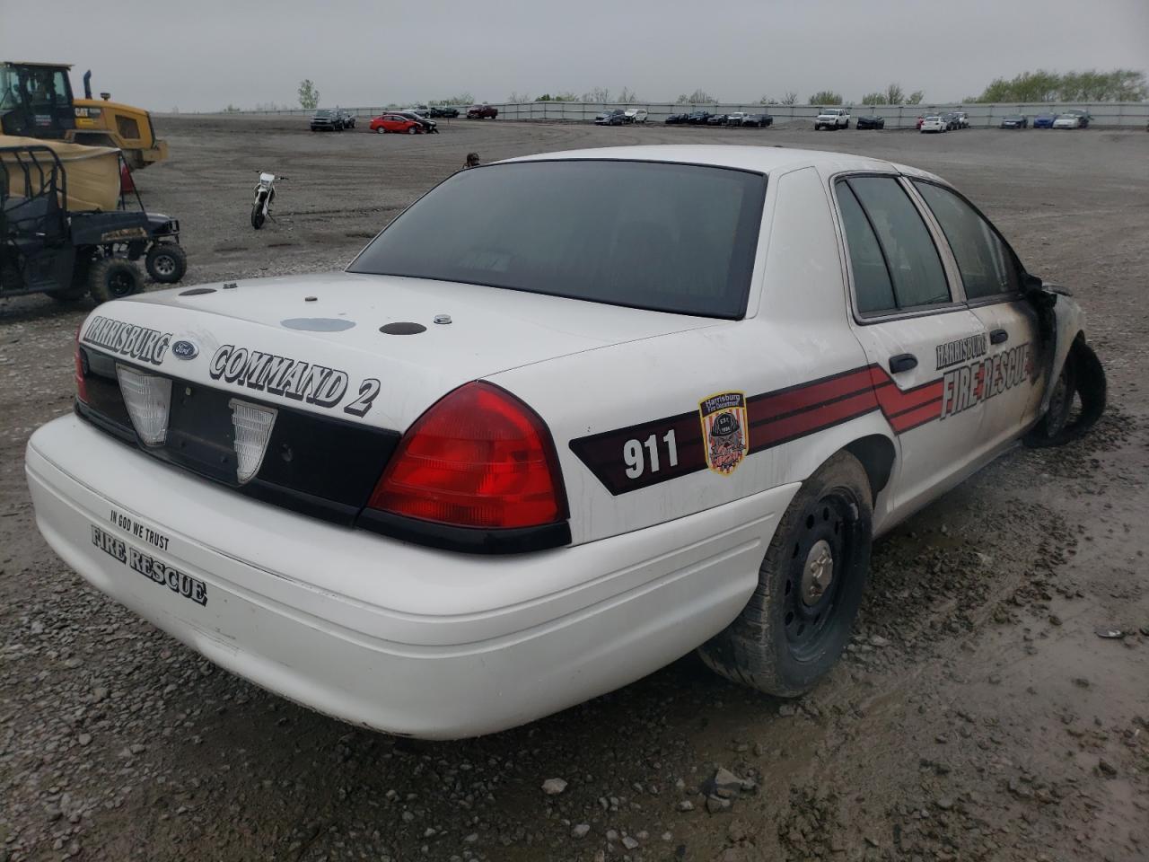 Zdjęcie 4 z aukcji – 2007 FORD CROWN VICT z VIN 2FAFP71WX7X112985