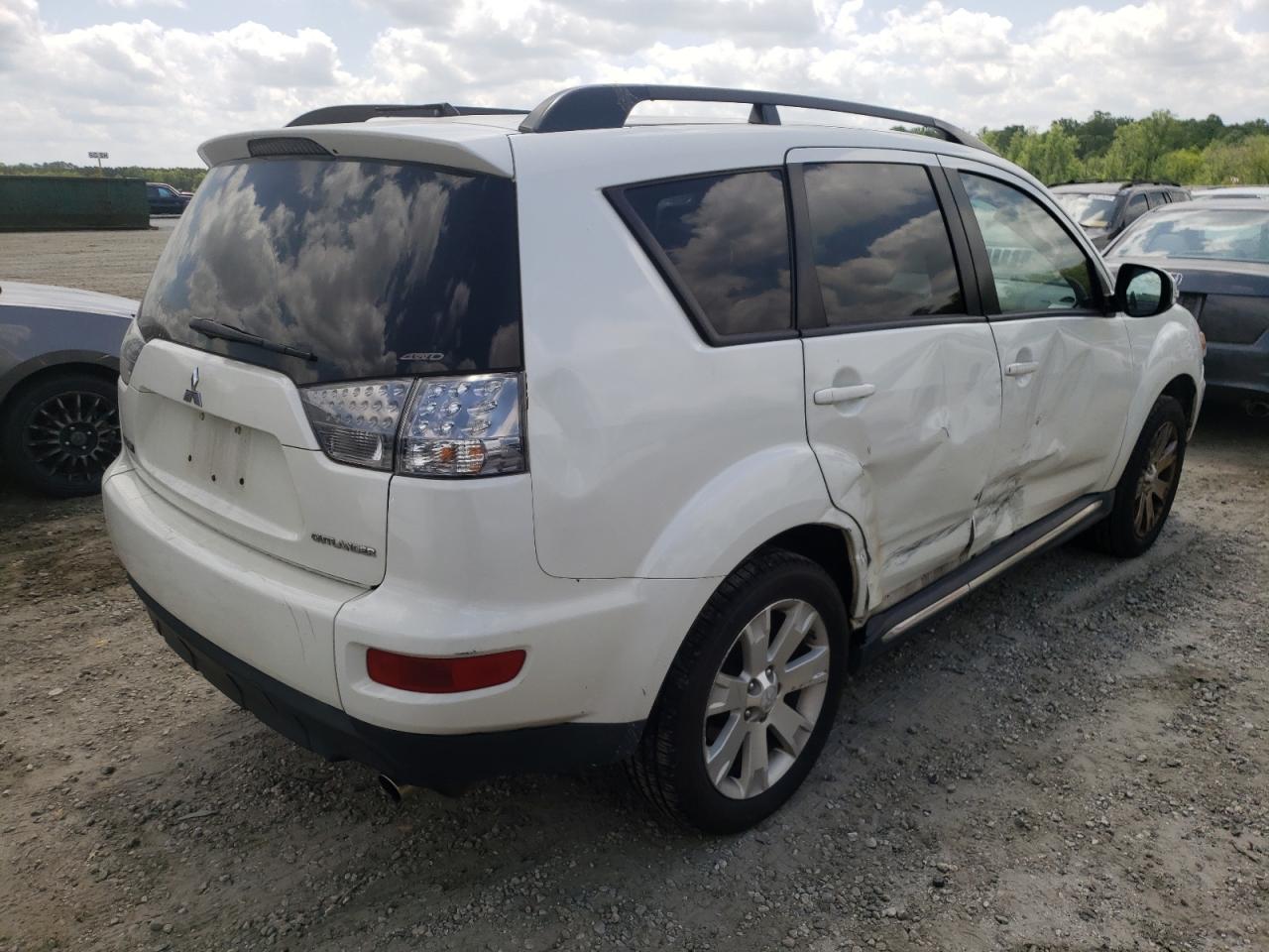 Photo 14 from auction – 2013 MITSUBISHI OUTLANDER with VIN JA4JT3AW2DU019562