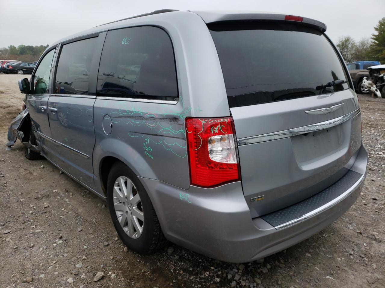 Photo 3 from auction – 2014 CHRYSLER TOWN & COU with VIN 2C4RC1BG6ER445631