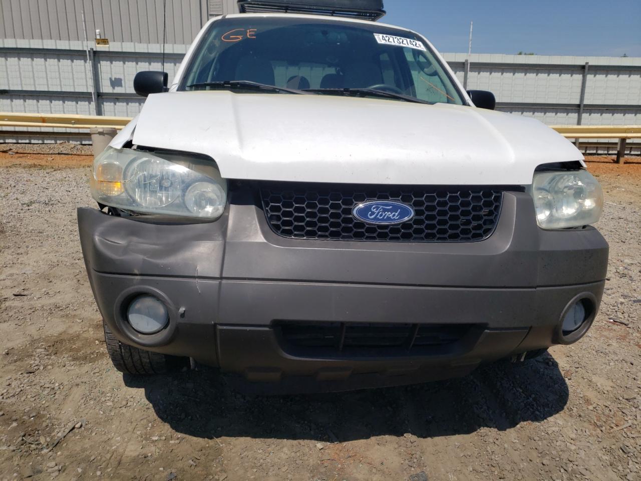 Photo 9 from auction – 2006 FORD ESCAPE HEV with VIN 1FMYU95H06KD48741