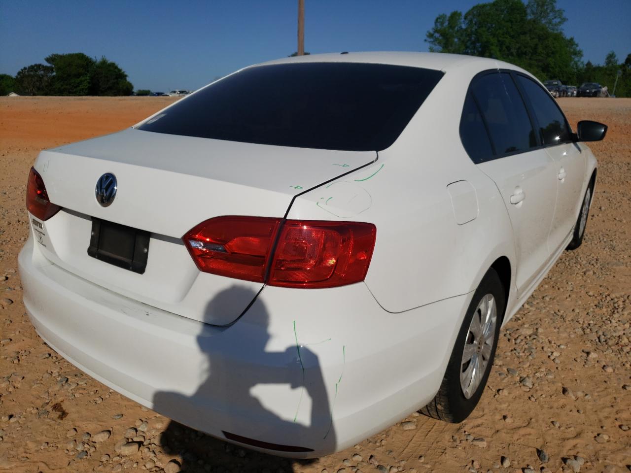 Photo 4 from auction – 2014 VOLKSWAGEN JETTA BASE with VIN 3VW2K7AJ7EM377039