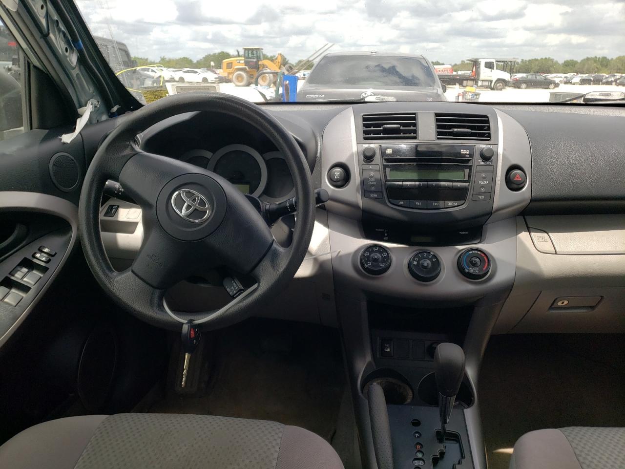 Photo 9 from auction – 2008 TOYOTA RAV4 with VIN JTMBD35VX85196479